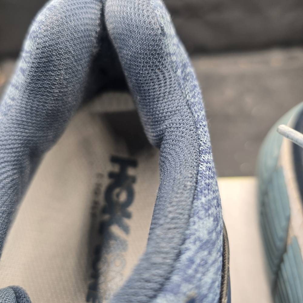 Hoka One One Gaviota 2 in Navy and Light Blue - Picture 6 of 9